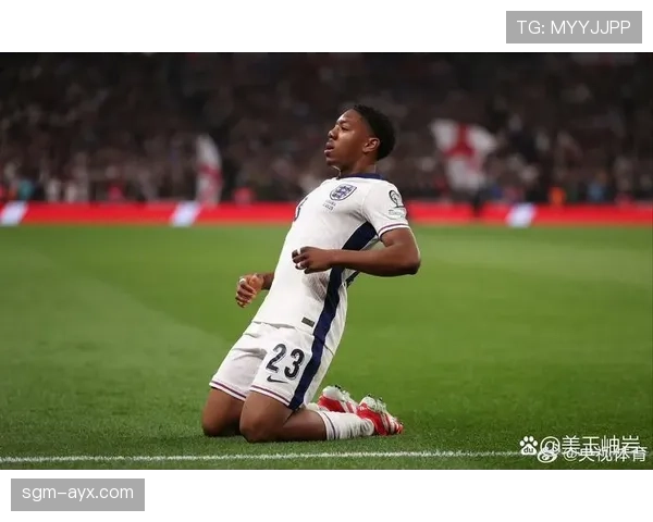 贝林厄姆远射破门惊艳全场,精彩进球集锦引爆球迷热议 贝林厄姆远射破门惊艳全场,精彩进球集锦引爆球迷热议