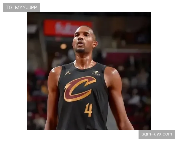 骑士新星莫布里领衔防线成制胜利器