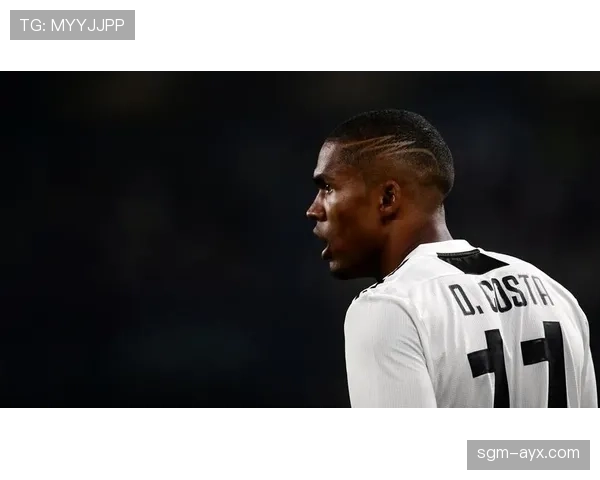 拉菲尼亚与道格拉斯·科斯塔巅峰期边路突破及传射效率对比